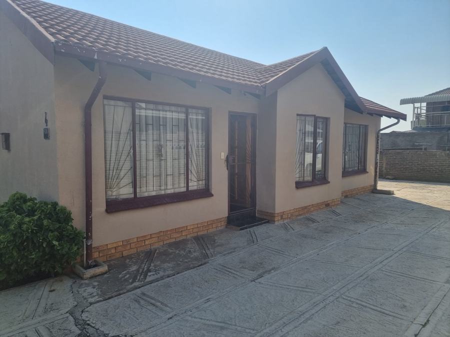3 Bedroom Property for Sale in Tlhabane West North West